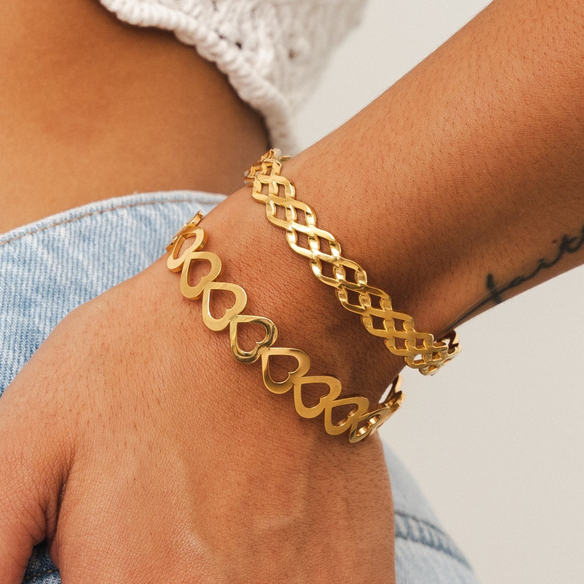 Pulseira Bangle Elegante - Ouro - Megan Joias