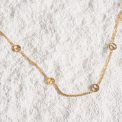 Colar com Pendente em Forma de Serra - Ouro