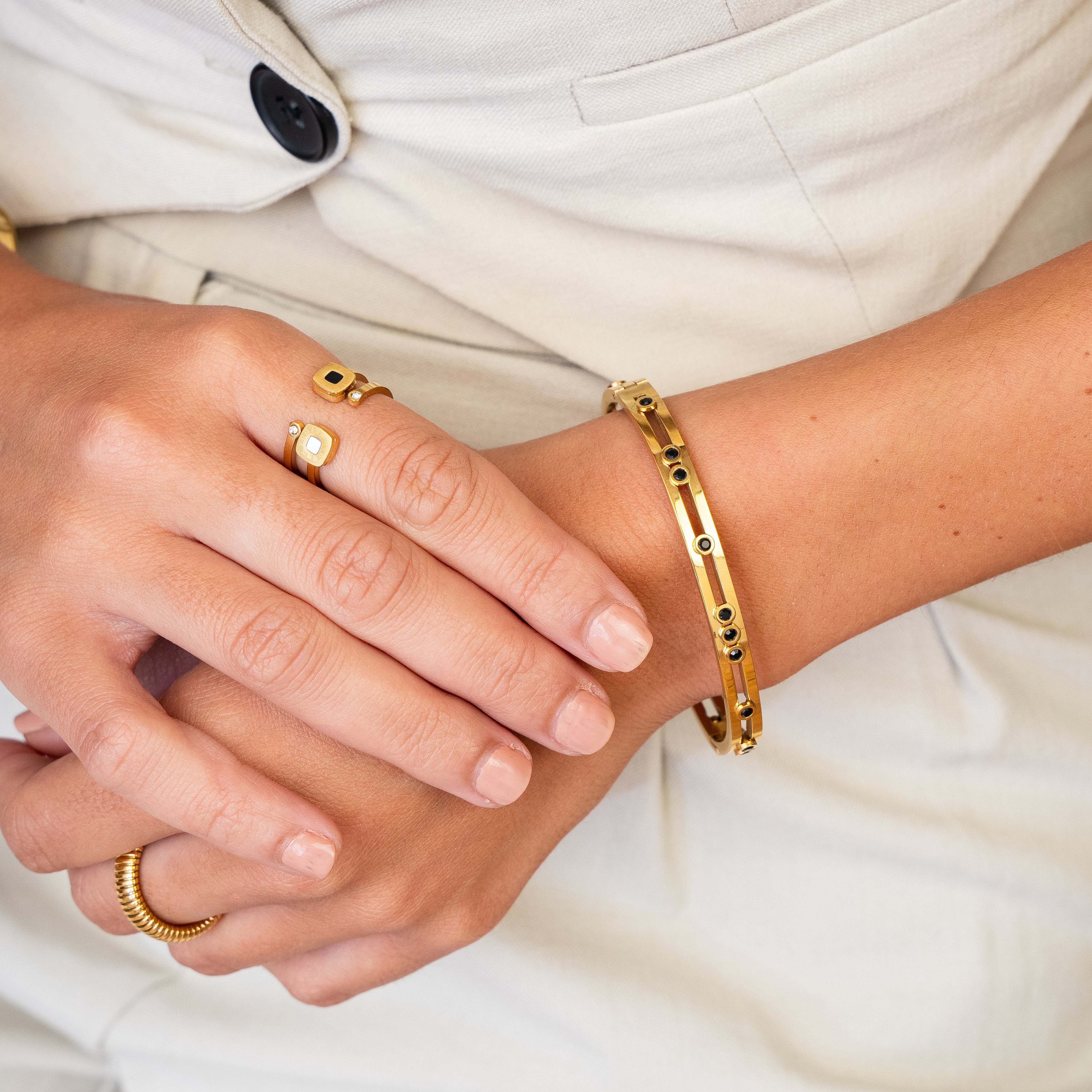 Bracelete Arana - Dourado - Megan Joias