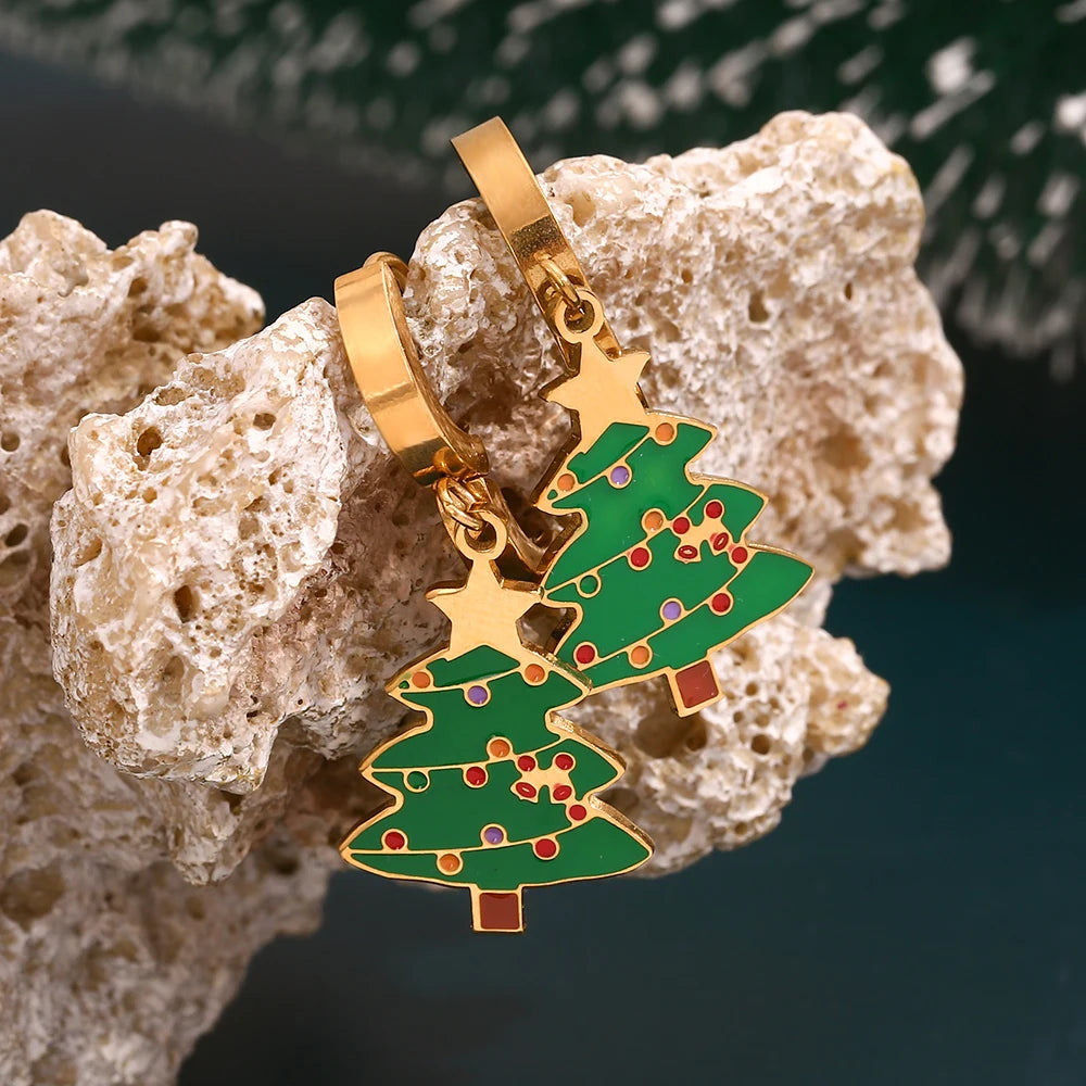 Ebbelle Brinco com pingente de árvore de Natal, pingente fofo de aço inoxidável 316L banhado a ouro 18K feminino festival planta charme à prova d'água