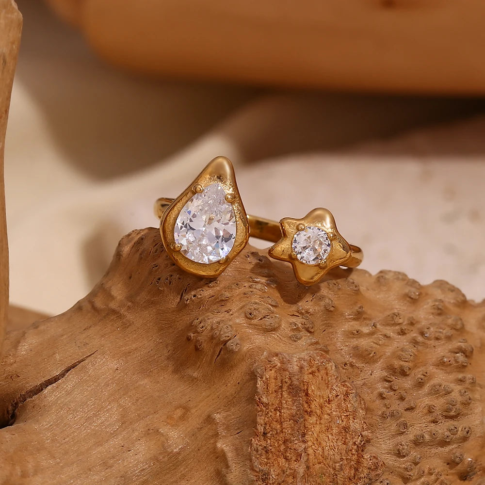 Anel Estrelas e Gotas com Zircônia Banhado a Ouro 18k