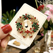 Xmas Esmalte Broche Boneco De Neve Papai Noel Árvore Wreath Metal Pinos Moda Jóias Presente Para As Mulheres Feliz Natal Decoração Presentes