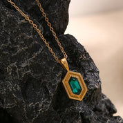 Ebbelle hexagonal verde strass colar estilo retro cor de ouro feminino resistente à água jóias 316l colar de aço inoxidável