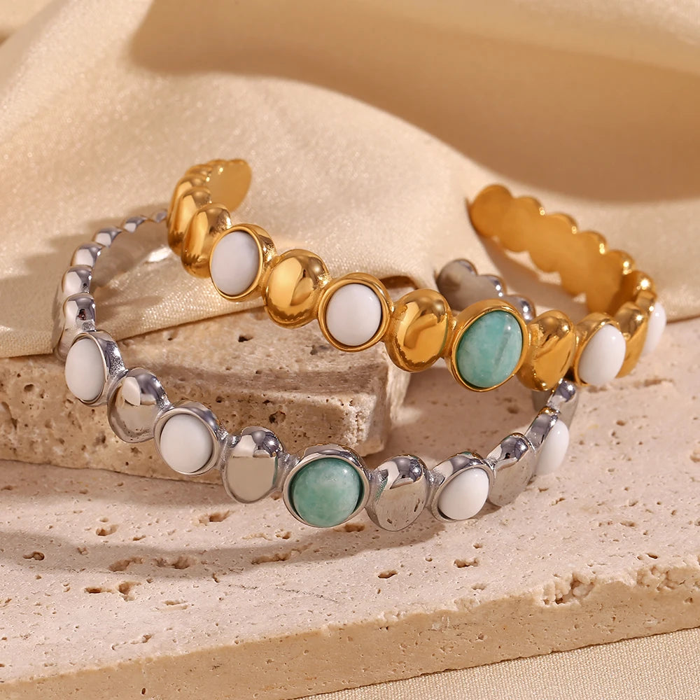 Pulseira Elegante de Jade Oval com Zircônia