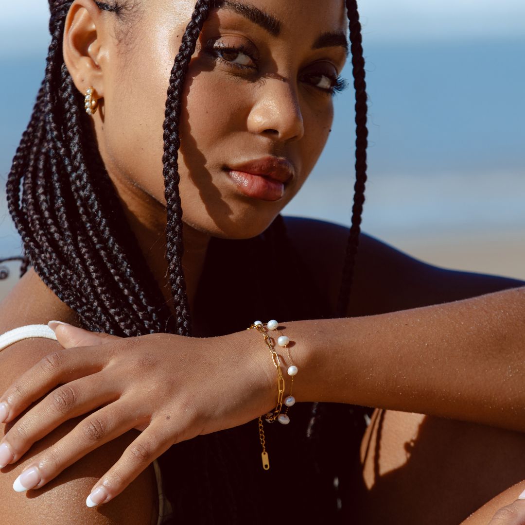 bracelet-gold-freshwater-pearl.jpg