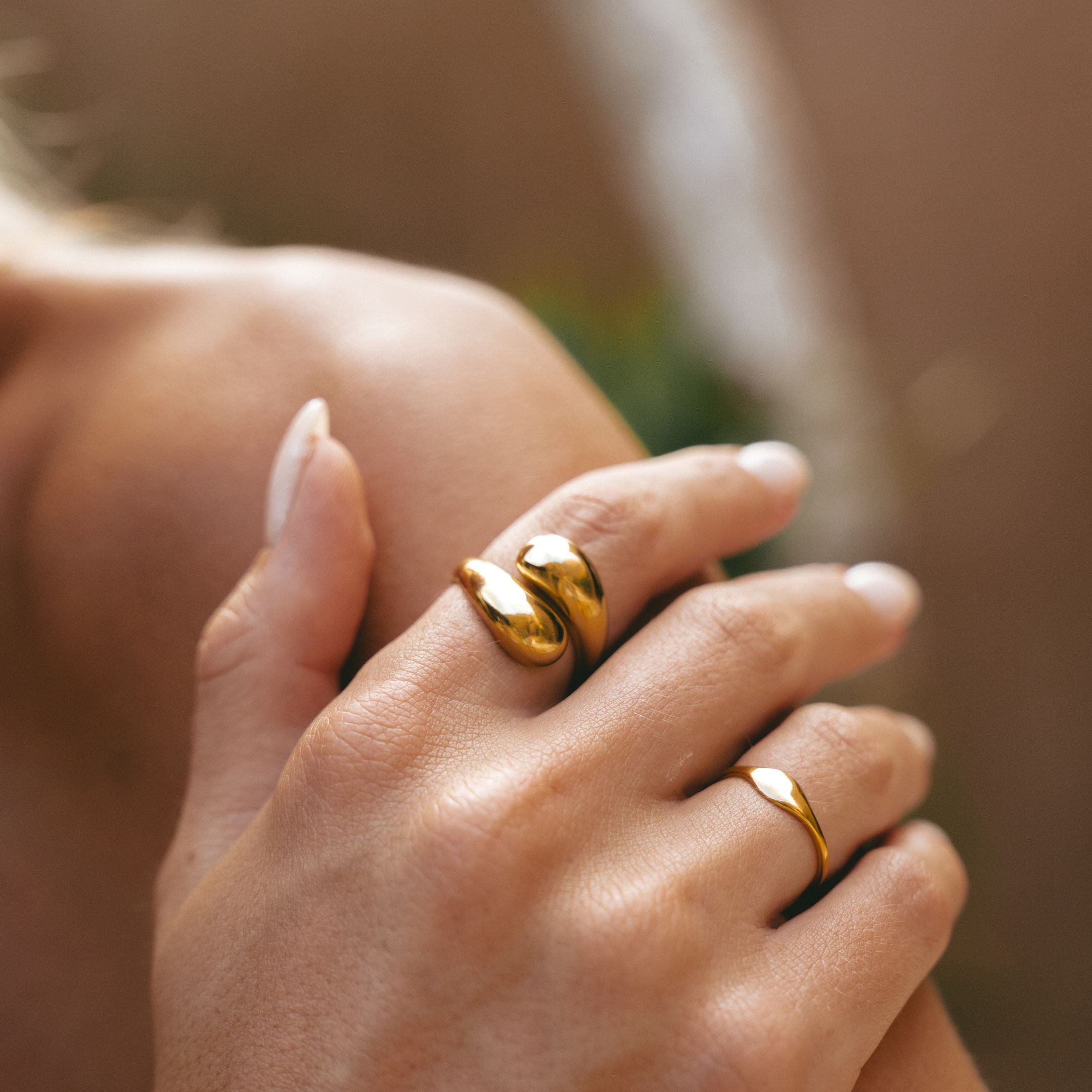 double-gold-ring_2.jpg