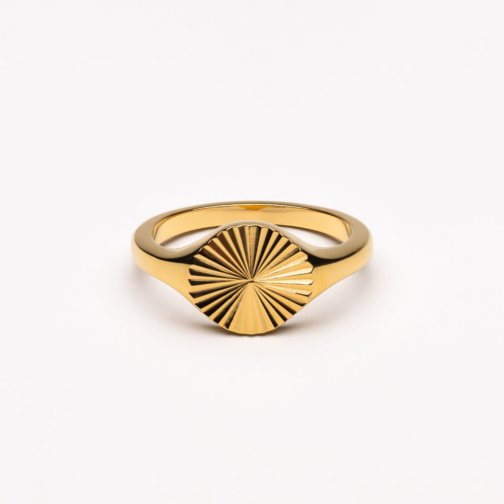 sun_signet_ring_1_d22a62fe-30e2-4a15-b1c1-d1c348219a09.jpg