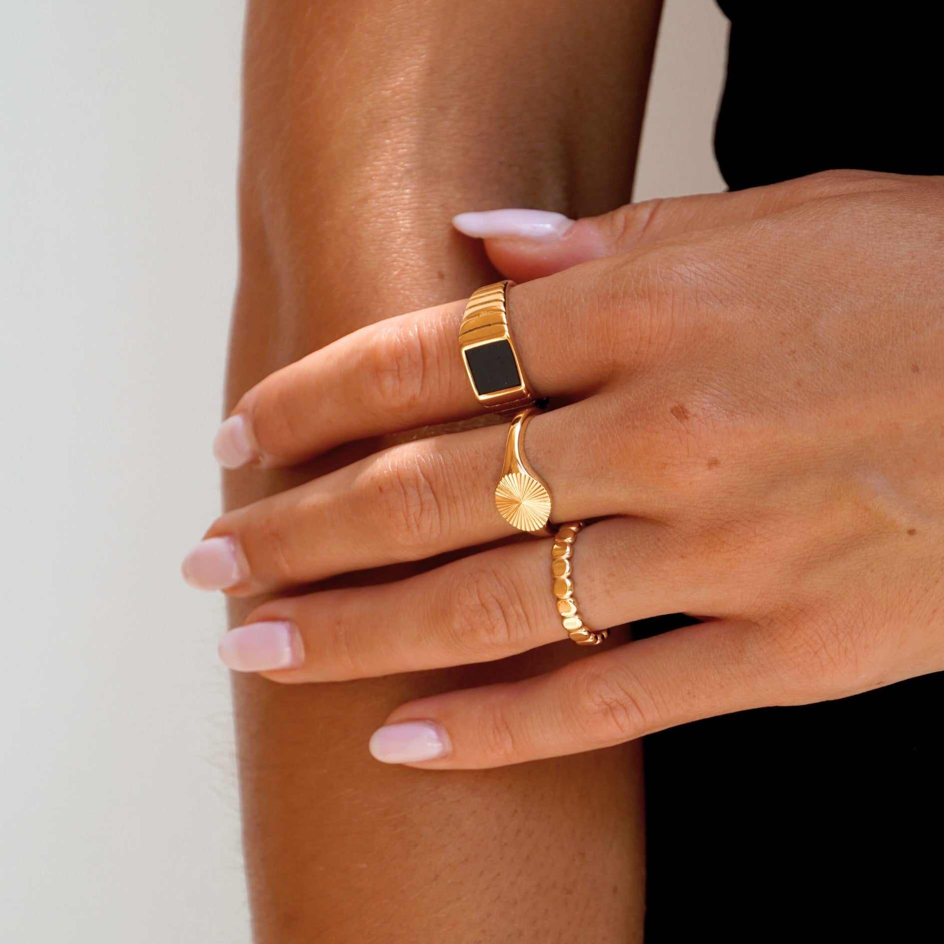 Anel Sun Signet